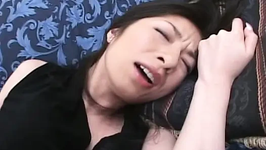 Japanese MILF Love Playing with Toys