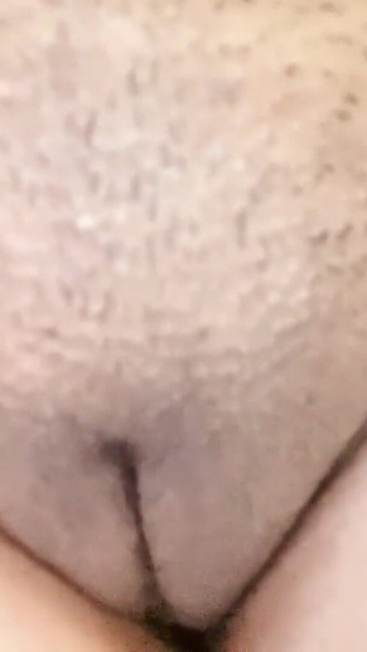 Detik menawan dari "pepek cukur desi seksi panas"