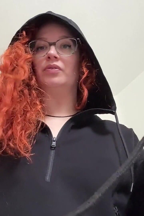 Gloved - madura serial executrix tem você em seu pov