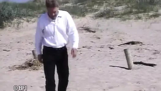 Xkiss - Mc war am strand, teil 1
