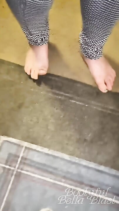 Neighbors Reward: Stinky Feet Fantasy