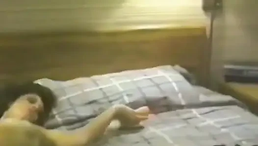 Bir kız, iki kız, üç kız, aman tanrım!