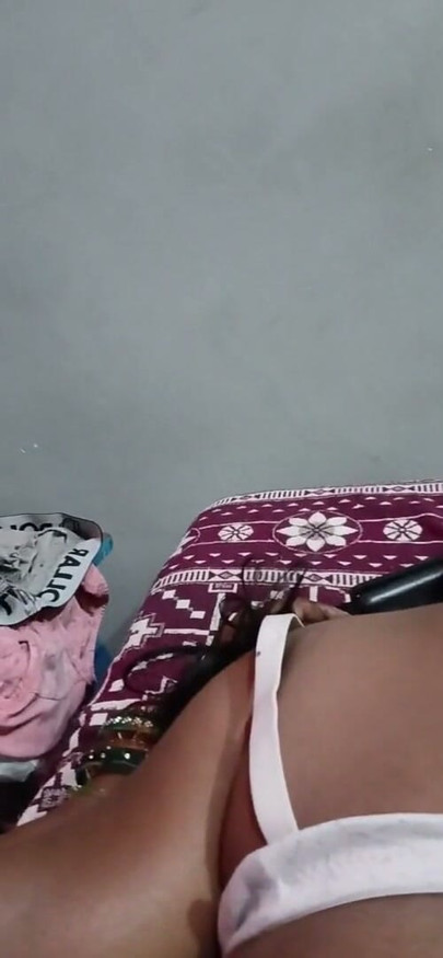 아내가 밤에 섹스하는 중, 힌디어 당기와 카우 포옹 | 클립 1