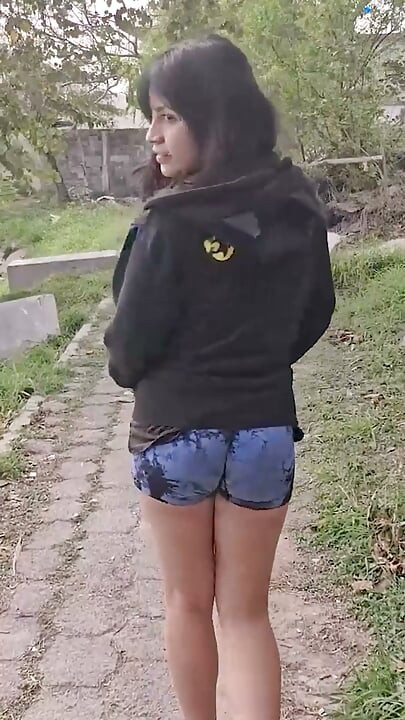 Outdoor amateur with real Mexican