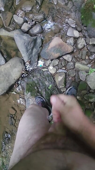 Jerk off in the Park