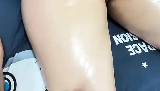 Bir Adam Ben Uyurken Penisini Vajinama Soktu.