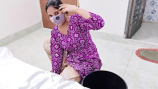 Tatminsiz Shila yenge ekstra bir xxx için ev sahibine en iyi sikişini yapıyor