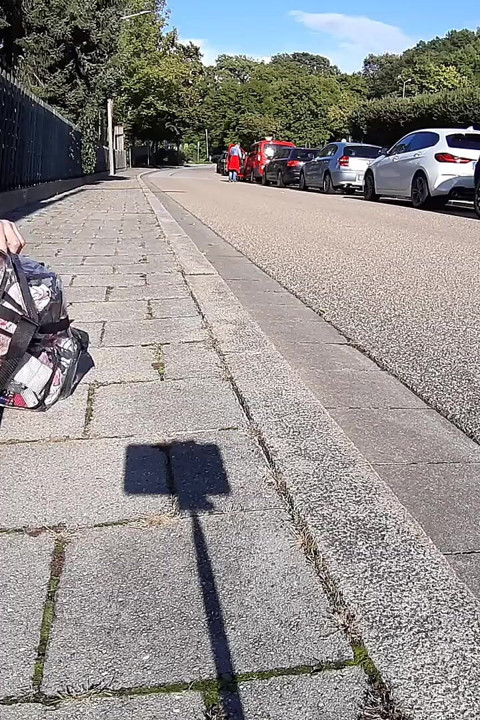 Sokağın yanında mastürbasyon