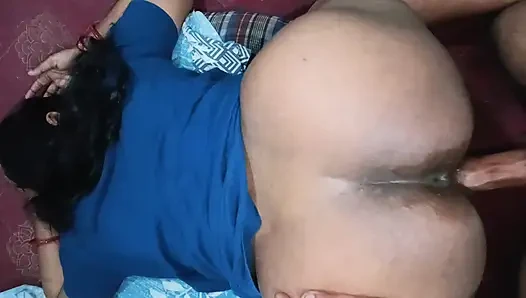 Geile neha bhabhi enges muschi-fick-video mit langsamem blowjob, anbetungs-schwanz, klare Hindi-stimme stöhnt