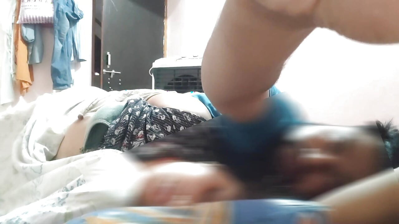 Sexy young Indian hot couples enjoying sex