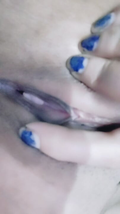 Vergin girl tight pussy