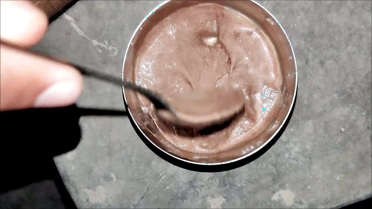 Es krim cokelat di kontol besar