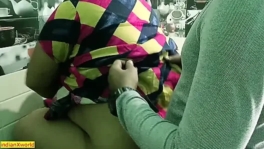 Ateşli yenge yeni oğlanla rol yapma seksi