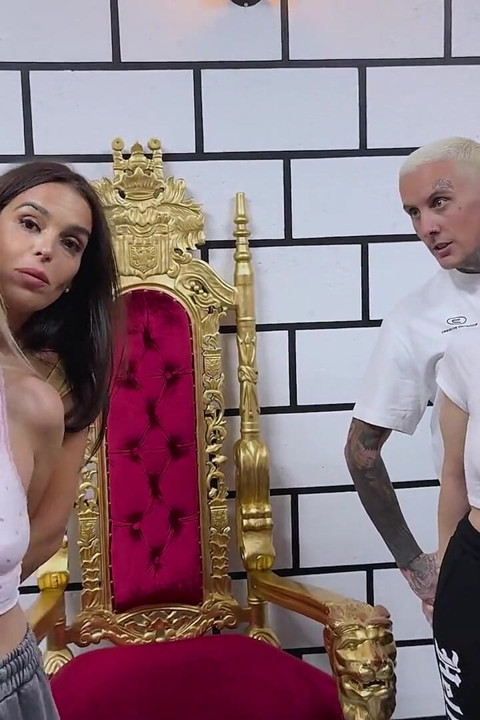 Kerker-Neugier wird zu bondage-demütigung: Alien-dildospiel und kontrollierter orgasmus (hd)