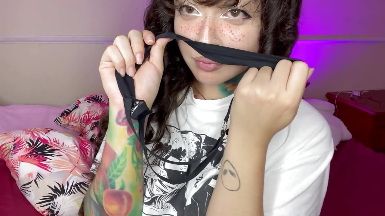 Smell My Dirty Panties with Me