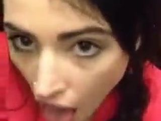 Une fille britannique bon paki se fait baiser par une bite