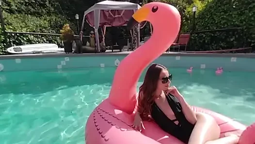 Aksi hot lesbian badoinkvr jillian janson yang lagi asik ngentot memek sempitnya bagian 1