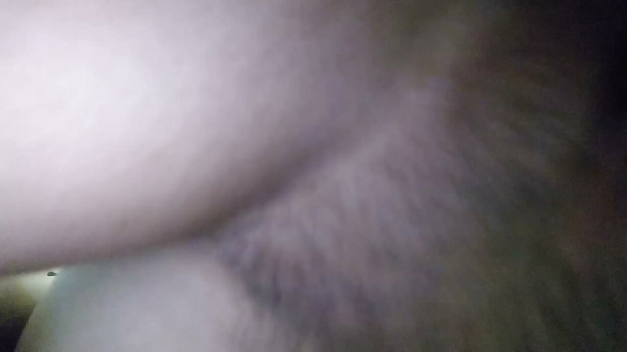 Địt mạnh bạo cái lồn của hotwife trong khách sạn rồi cuck của cô ấy cũng địt cô ấy và nếm tinh của tôi
