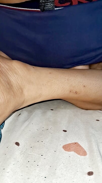 Cô giáo Ấn Độ khoe bộ ngực to đầy sữa của cô ấy
