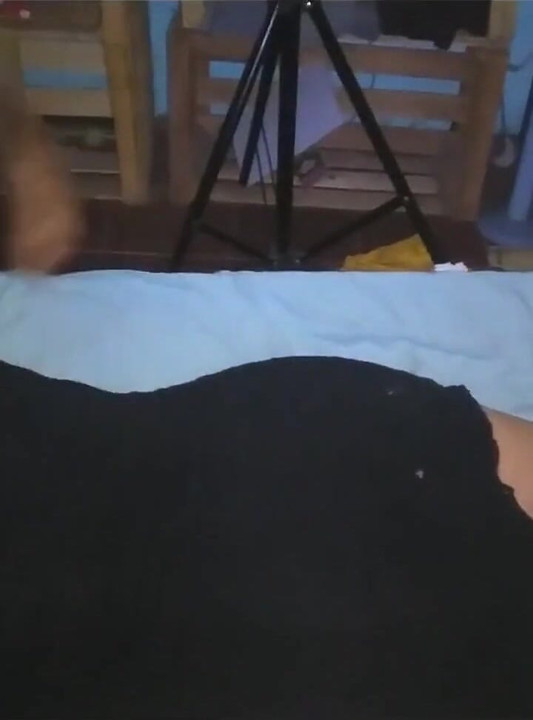On mnie wysysa i pieprzymy blondynkę w czarnej sukience w nocy