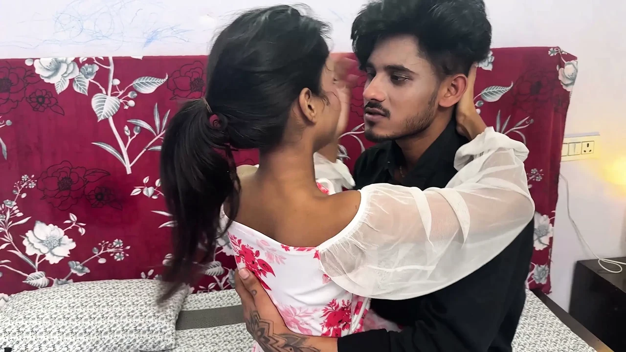 Indian Teens Girl First Time Sex With desi boyfriend very Hard Fucking