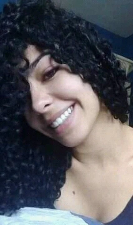 a puta do face postou mais video no story dela