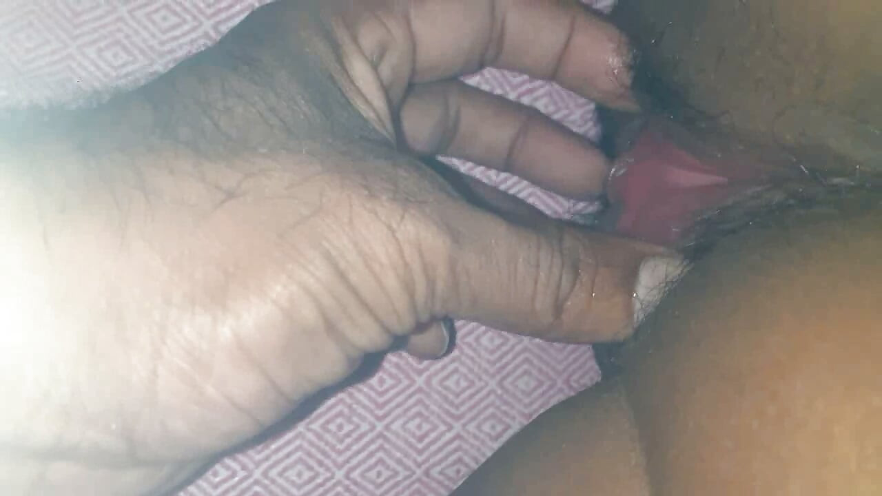 Sinhala LK next door steps lady fuck big black cock pussy solo juice pussycat big boobs allapu gedara nangita hikuwa hutta