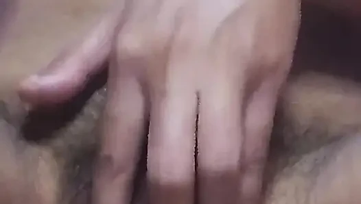 18+ ilk kez üvey kız kardeş desi parmaklıyor ve sert seks yenge