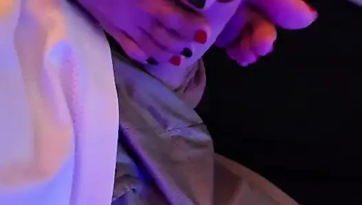 Footjob von melove sexy füßen