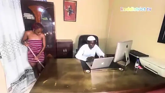 Мой босс чуть не застукал меня по-быстрячку в офисе с моим коллегой