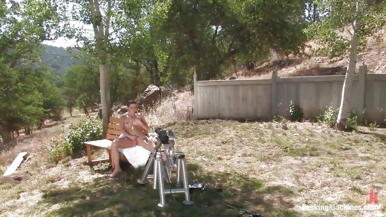 A Fuckingmachines bemutatja a Bootycampet