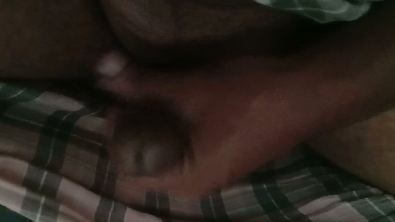 New boy from Bangladesh has started masturbating