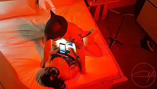 Influencer, prezervatifsiz ve yağla kaplı olan, içinde boşalana kadar yetenekli bir kişiyi ilk kez tanıtıyor