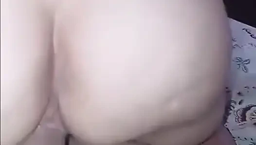 Богатая тугая задница с большой задницей в мотеле