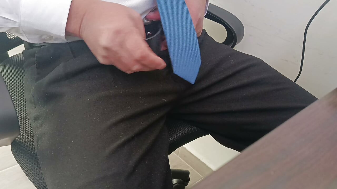 Masturbasi di kantor