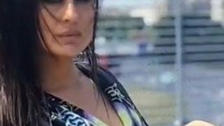 Kareena Kapoor cadela