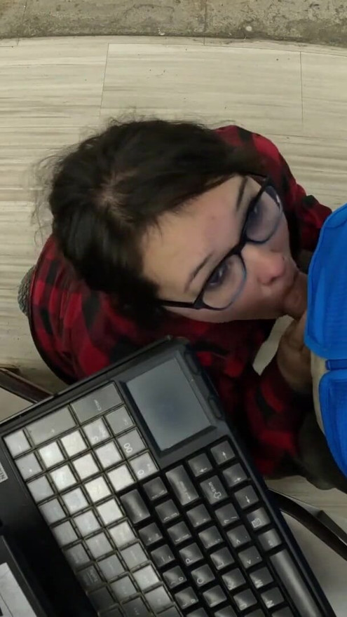 blowing him on the clock better not moan | Clip 1