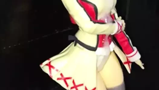 Hanayo figürü bukkake