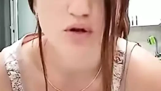 1626613605