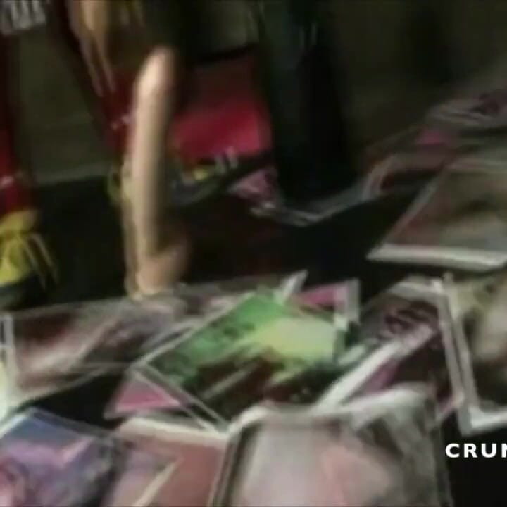 Soumission brutale dans l’arrière-salle