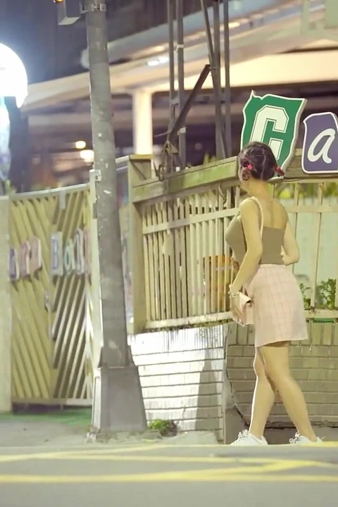 李娜娜是一个女朋友的放荡