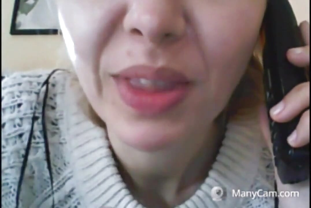 美しい顔だが、歯は腐っている!