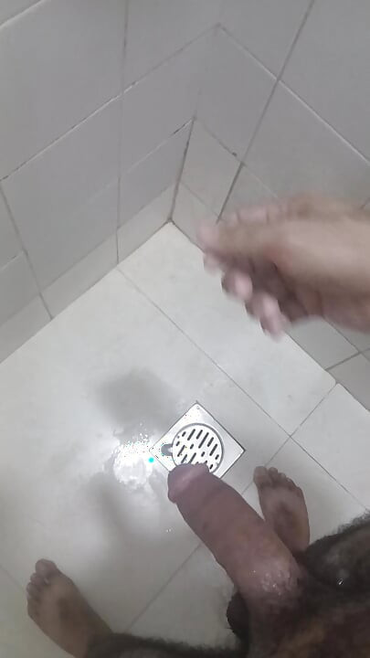 大屌牛奶浴