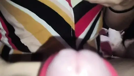 Pov - cewek hot rambut cokelat lagi asik ngocok kontol besar