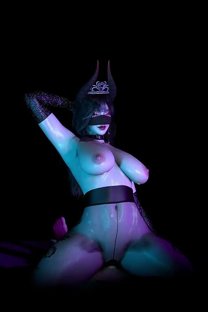 Beauty Pixel perfekt: Verführerin mit großen möpsen - 3D-Animation Hentai