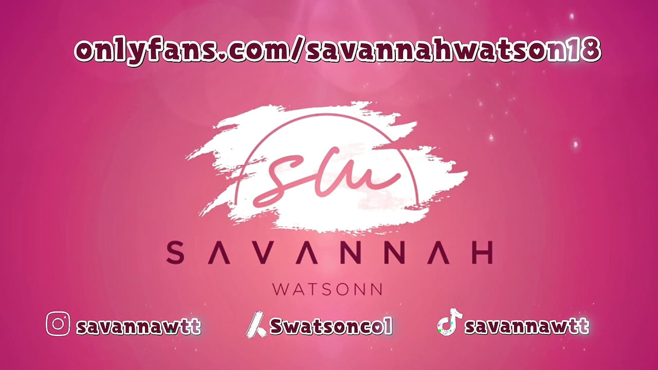Puta latina trabajando como stripper tiene sexo con un cliente de bar - Savannah Watson