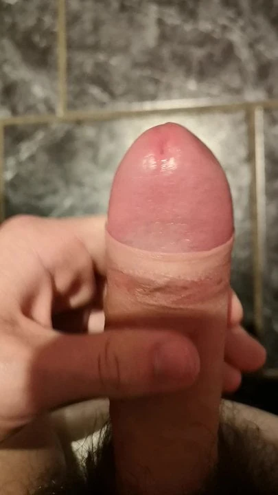 Big cum move bursting on the ground