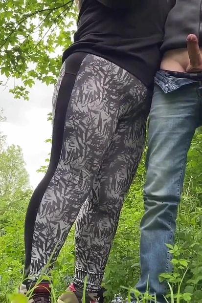 Felt My Mother in Law's Camel Toe in Leggings While She Was Making Me Cum
