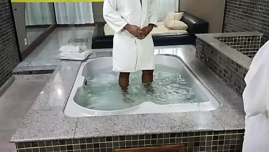 Para porn video – I took my wife's friend to the whirlpool