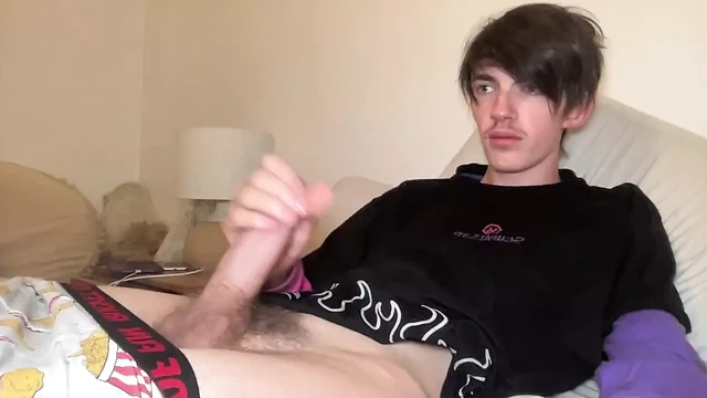 Gay Twink Slowly Get Hard For Daddy